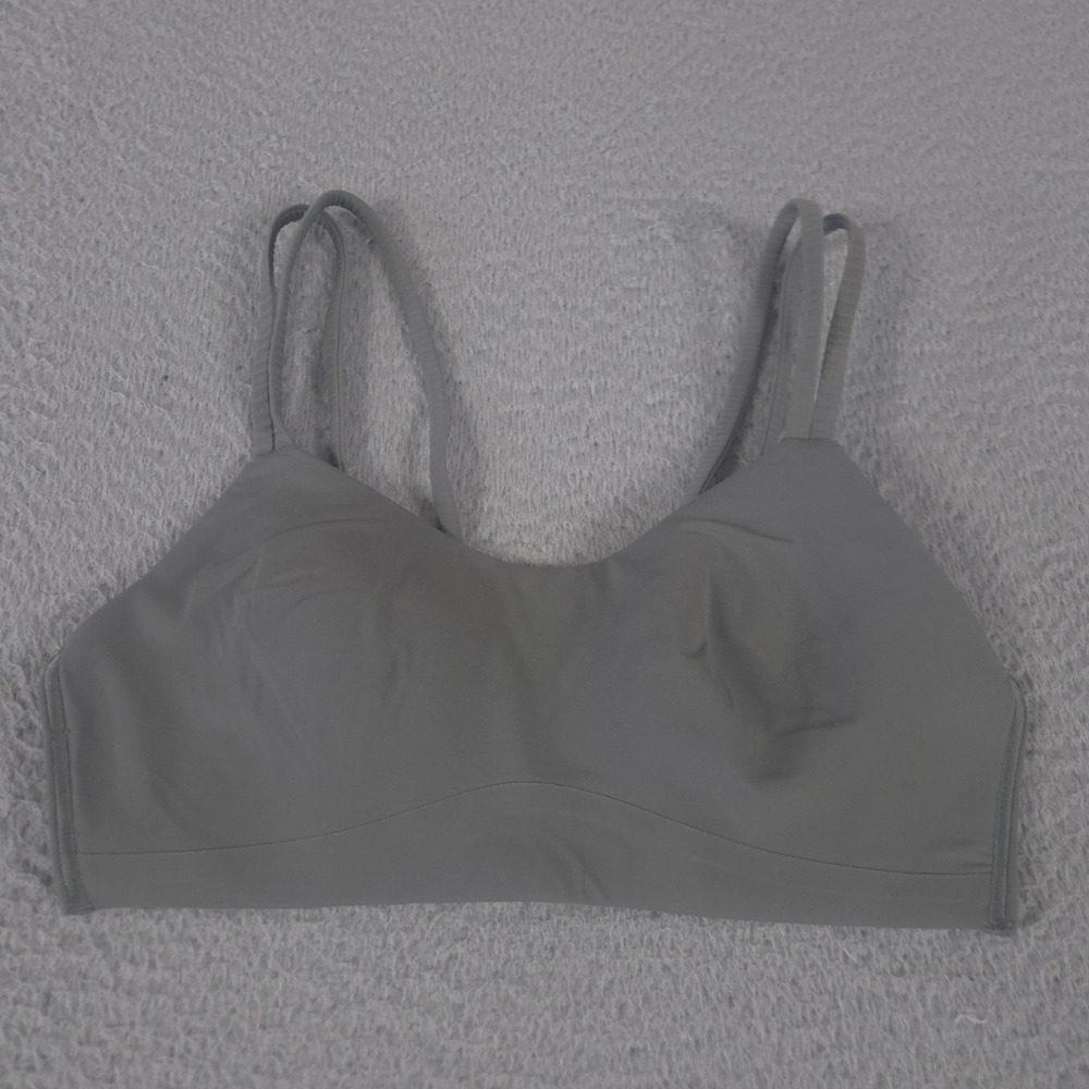 Lululemon Bra Womens 6 Grey Like a Cloud Light‎ Support B/C Cup Sports Strappy